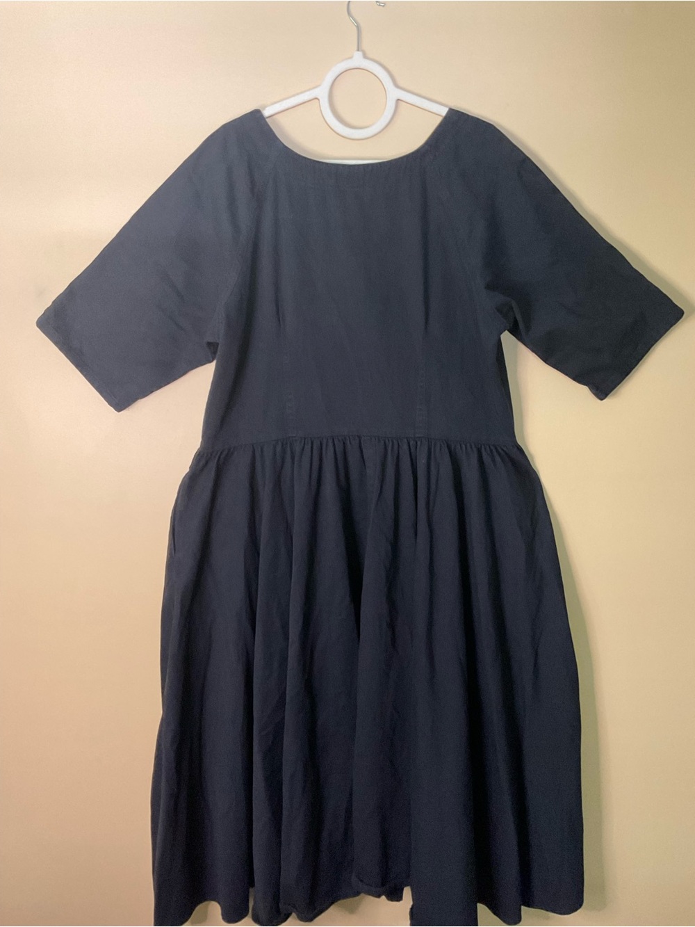 Vintage Women’s Black Midi Denim Button-Front Dress with Short Sleeves - Picture 4 of 8